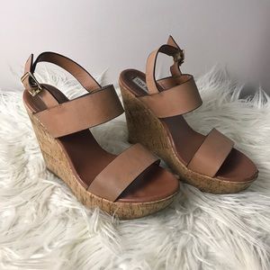 Steve Madden estrela tan aedge Sandals 8.5